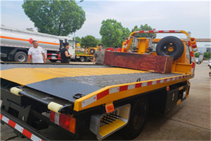 鄂伦春自治旗附近拖车电话号码服务