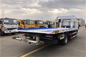 鄂伦春自治旗汽车救援补胎